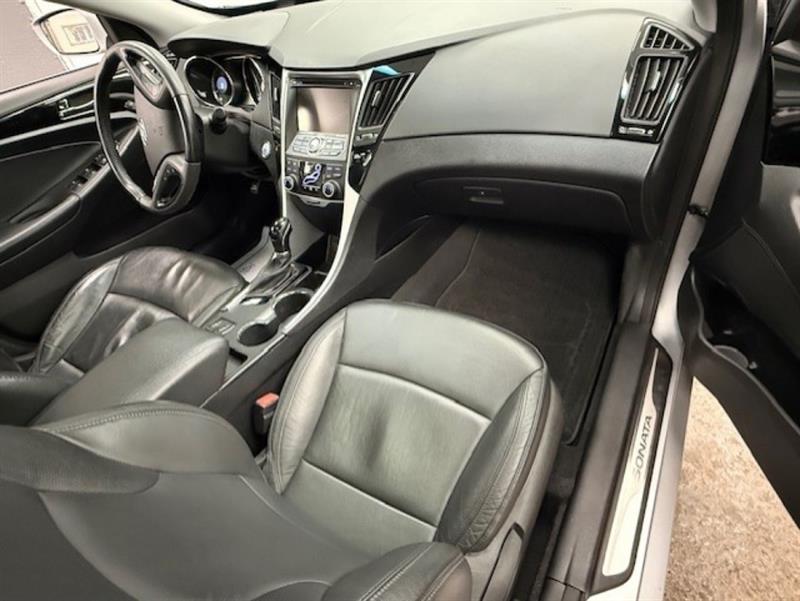 hyundai Sonata 2012 - 31