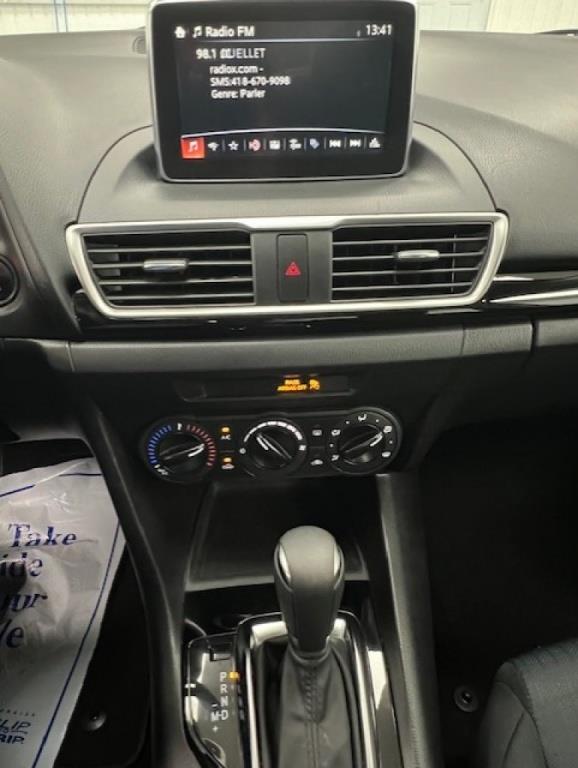 mazda Mazda3 2016 - 17