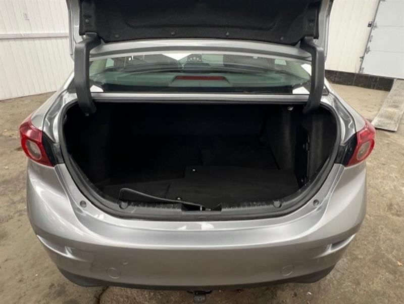 mazda Mazda3 2016 - 31