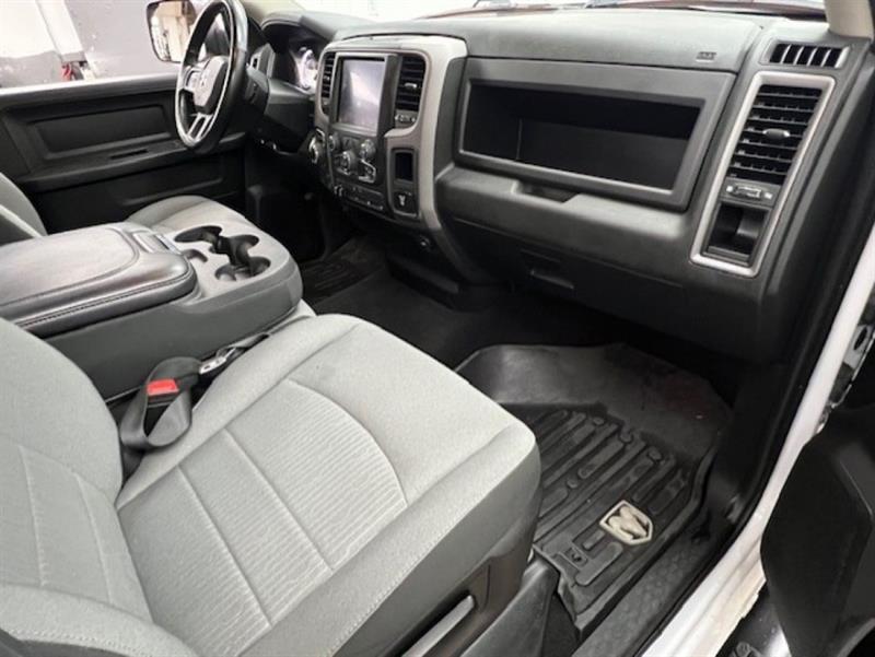 ram 1500 Classic 2021 - 32