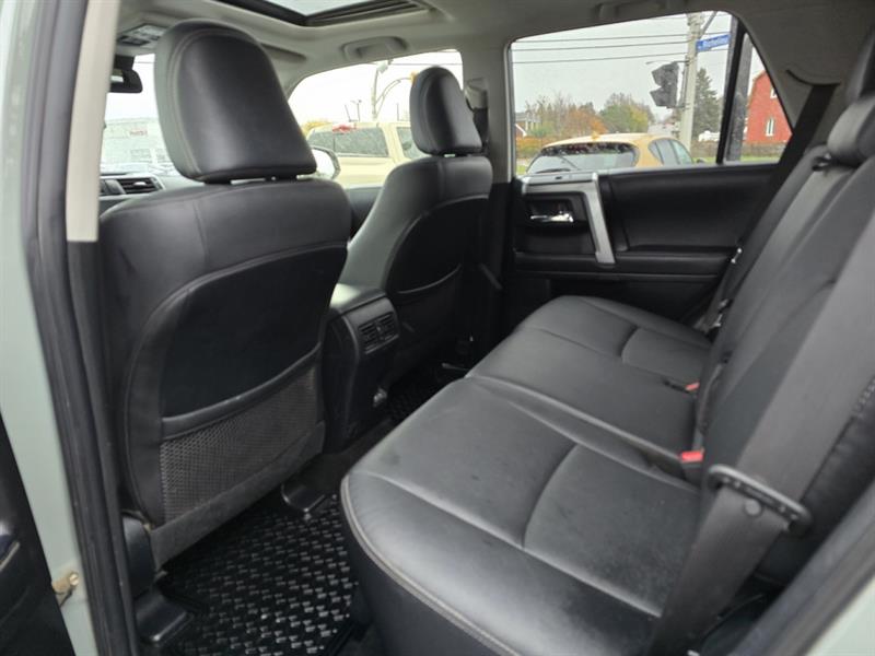 toyota 4Runner 2023 - 8