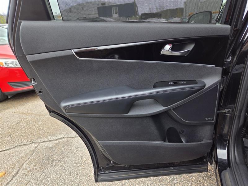 kia Sorento 2016 - 38