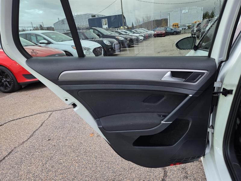 volkswagen Golf 2017 - 26