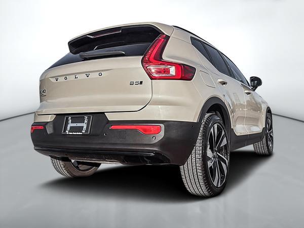 volvo XC40 2025 - 5
