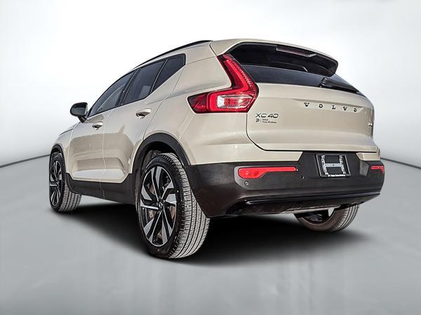volvo XC40 2025 - 7