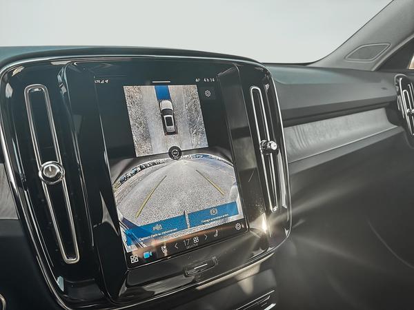 volvo XC40 2025 - 14