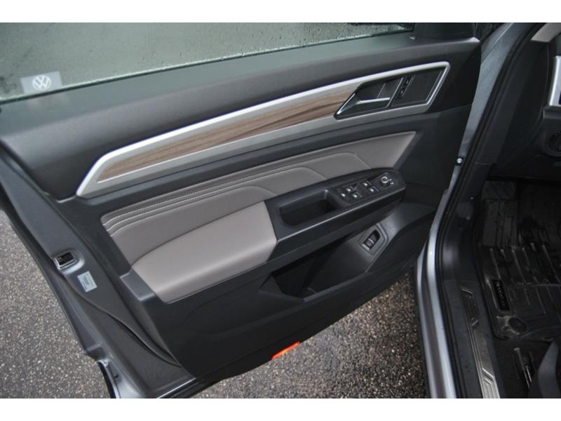 volkswagen Atlas 2021 - 14