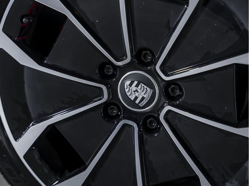 porsche Taycan 2022 - 12