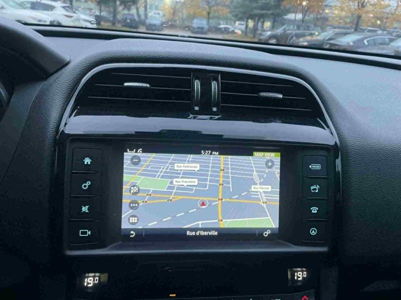 jaguar F-PACE 2018 - 15