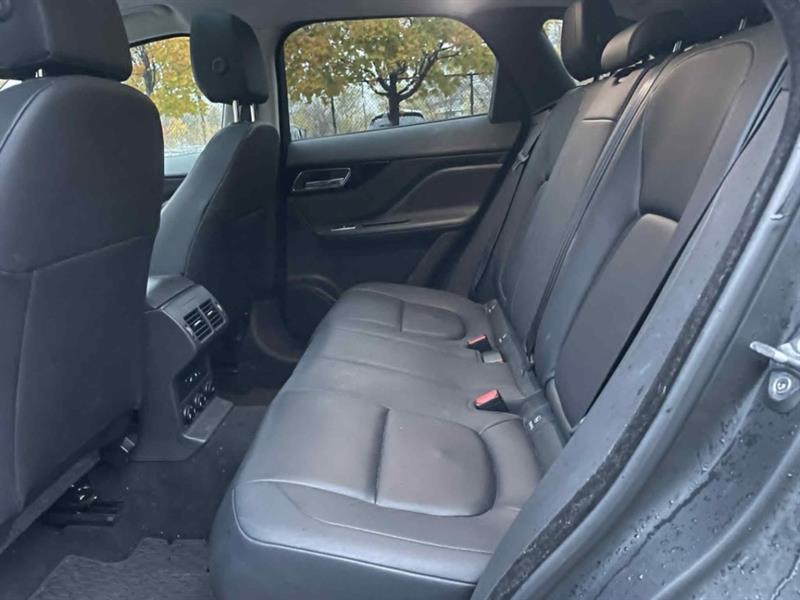 jaguar F-PACE 2018 - 16