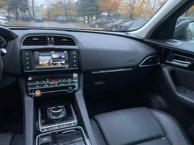 jaguar F-PACE 2018 - 20