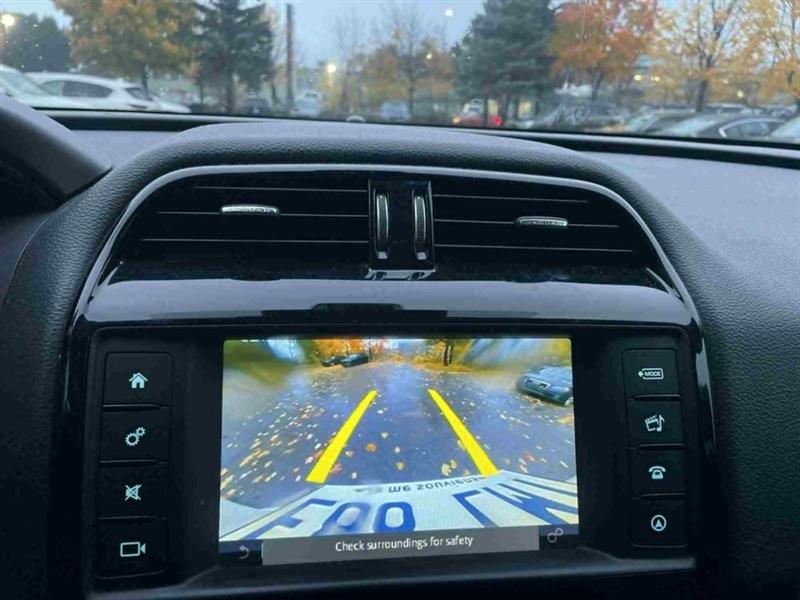 jaguar F-PACE 2018 - 22