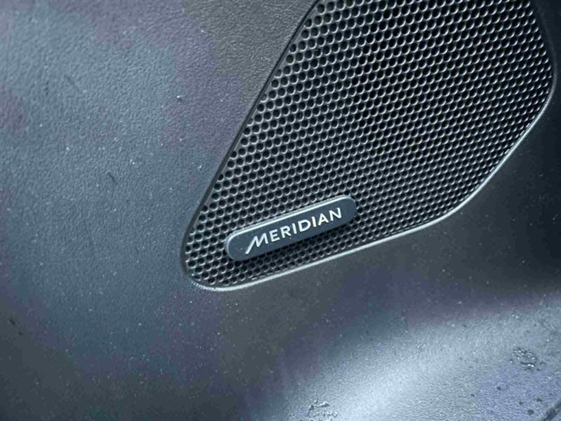 jaguar F-PACE 2018 - 25