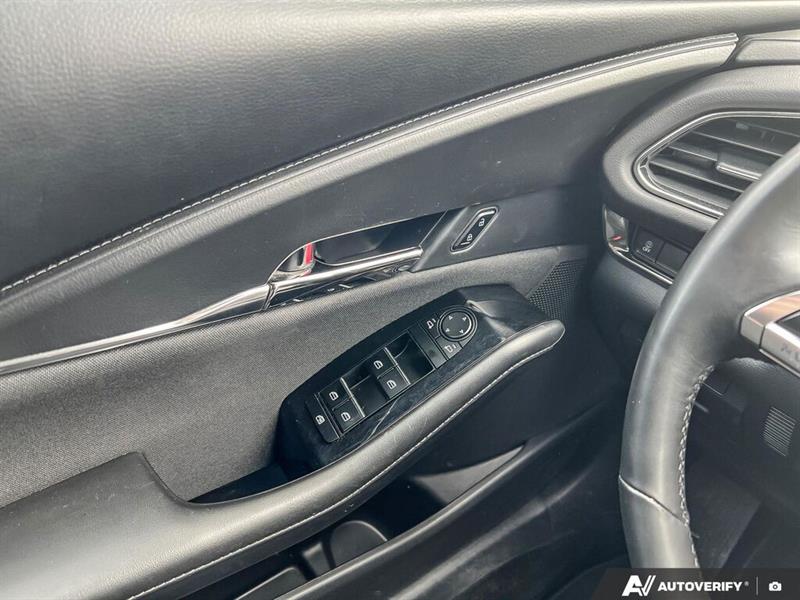 mazda CX-30 2023 - 19