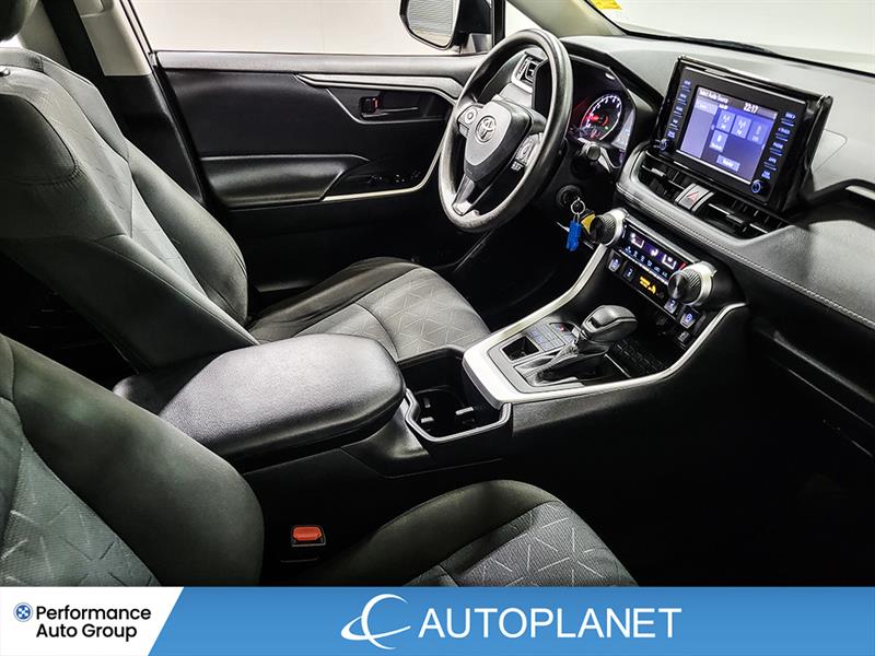 toyota RAV4 2022 - 16