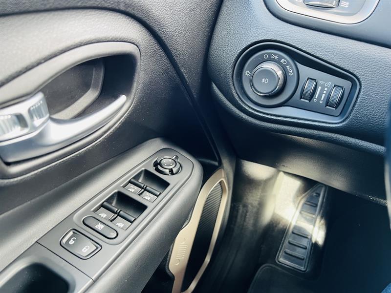 jeep Renegade 2017 - 12