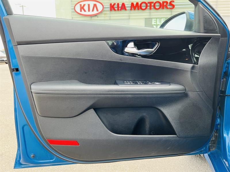 kia Forte 2021 - 7