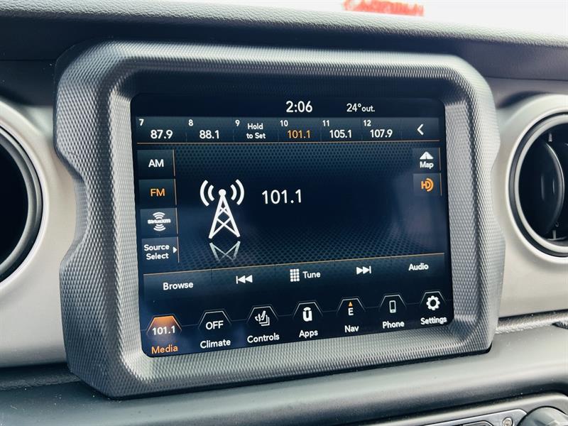 jeep Wrangler 2021 - 24