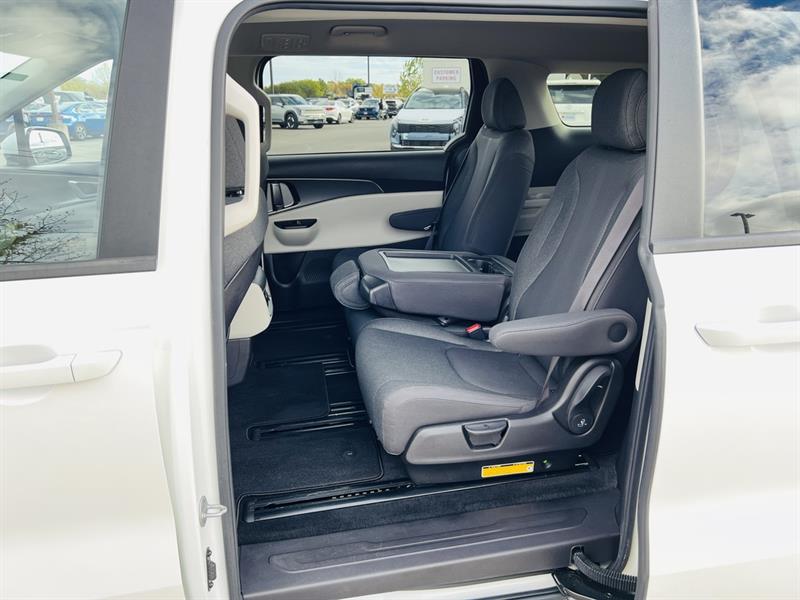 kia Carnival 2022 - 43