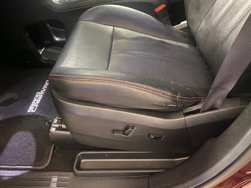 dodge Grand Caravan 2017 - 24