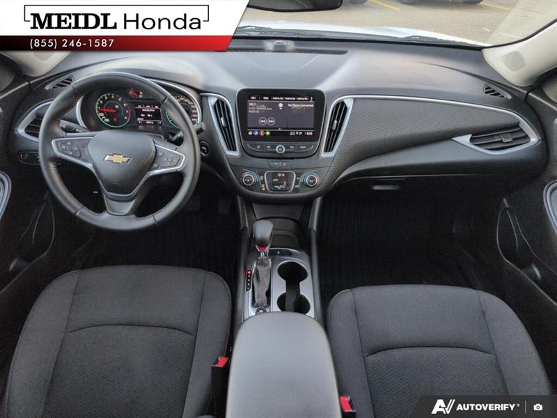 chevrolet Malibu 2022 - 23