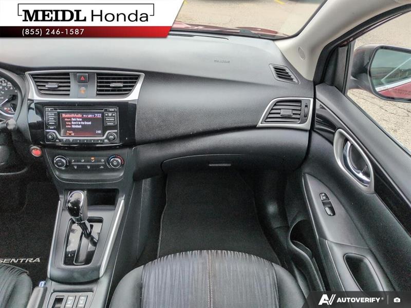 nissan Sentra 2017 - 24