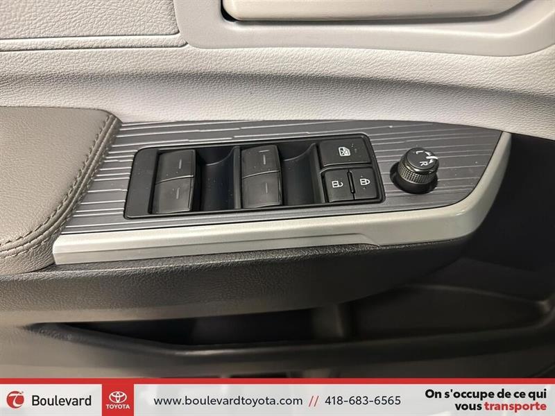 toyota Sienna 2025 - 8