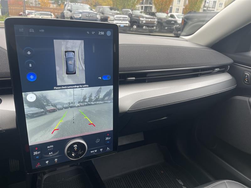 ford Mustang Mach-E 2023 - 20