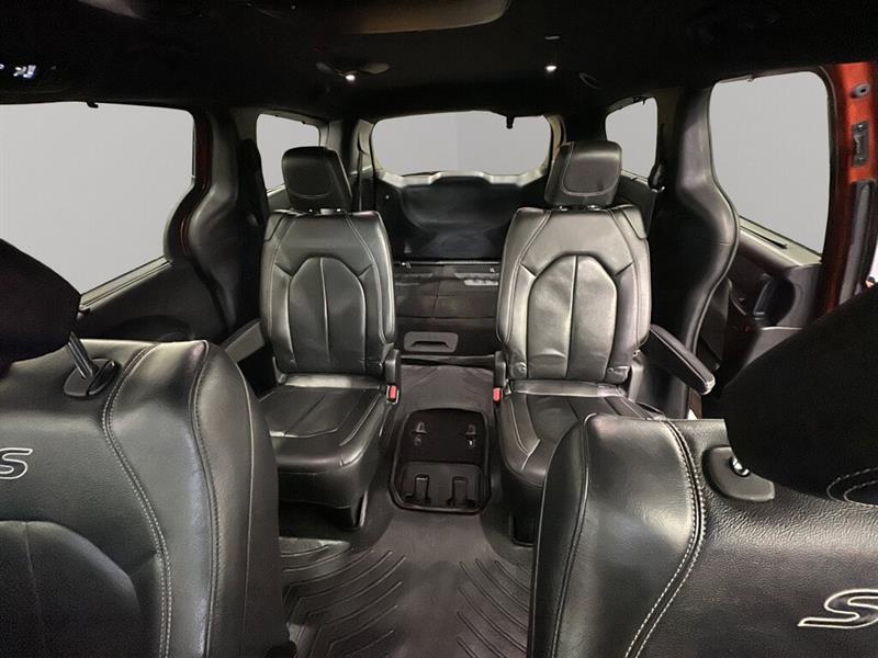 chrysler Pacifica 2018 - 21