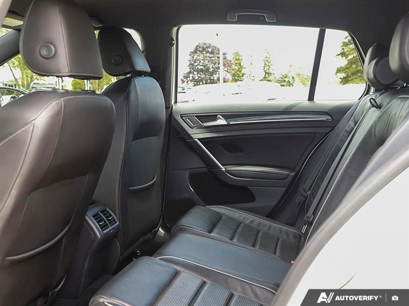 volkswagen Golf R 2018 - 25