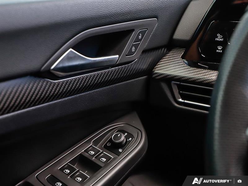 volkswagen Golf R 2024 - 17