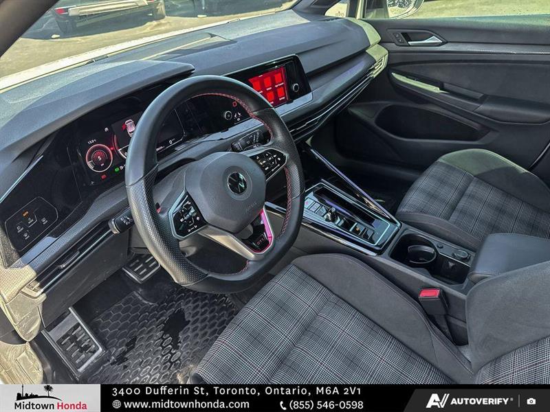 volkswagen Golf GTI 2023 - 17