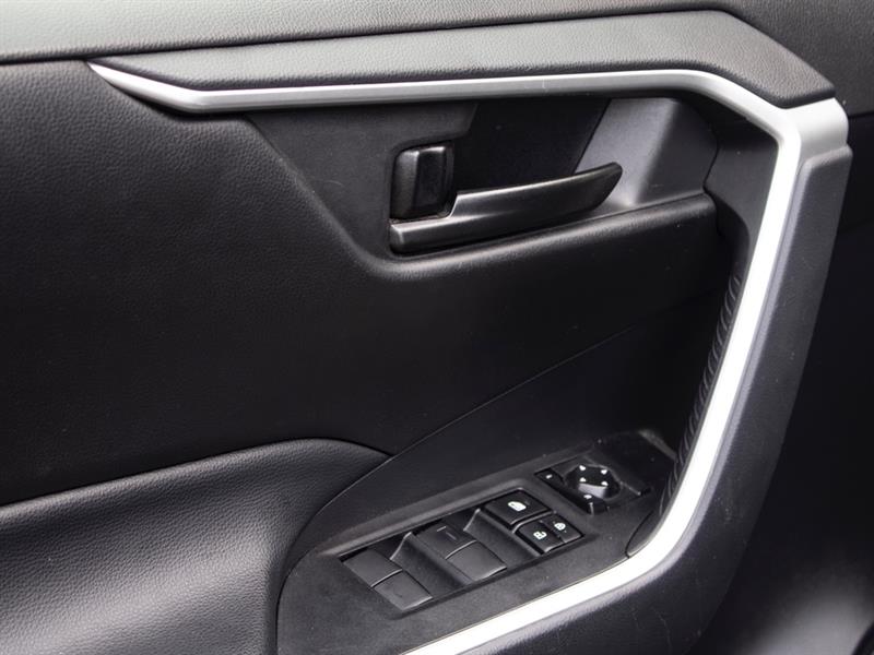 toyota RAV4 2023 - 8