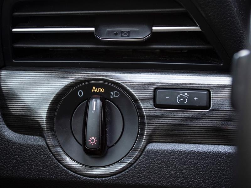 volkswagen Passat 2021 - 9