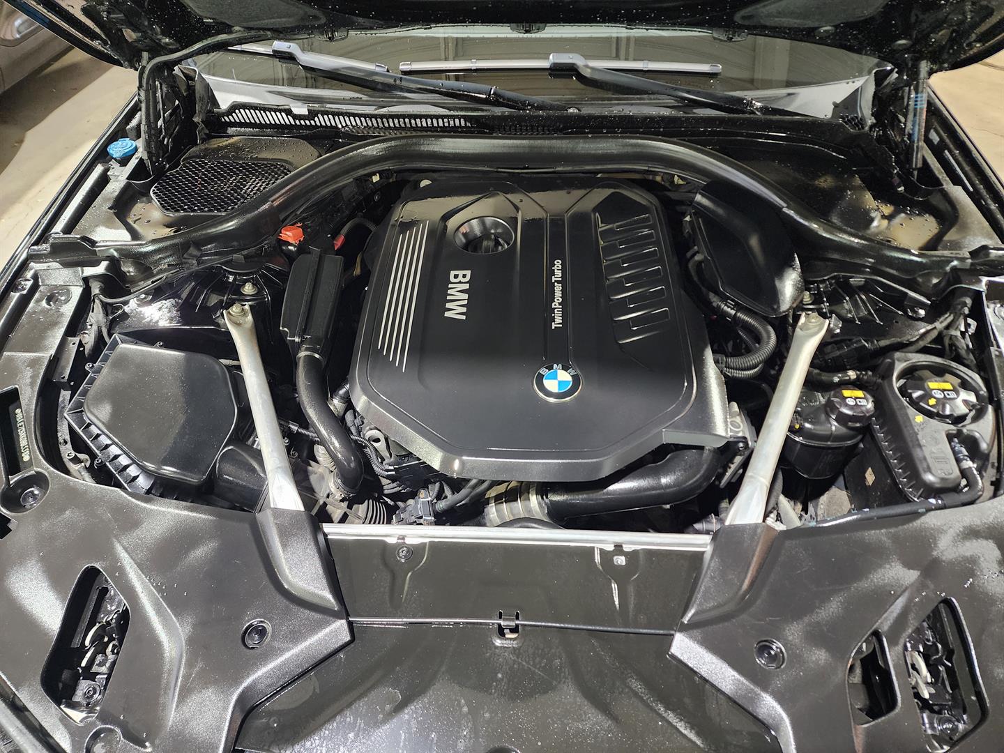 bmw 5 Series 2019 - 27