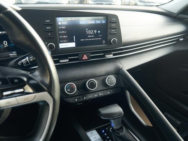 hyundai Elantra 2021 - 17