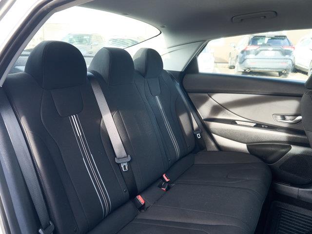 hyundai Elantra 2021 - 21