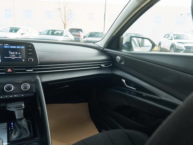 hyundai Elantra 2021 - 22