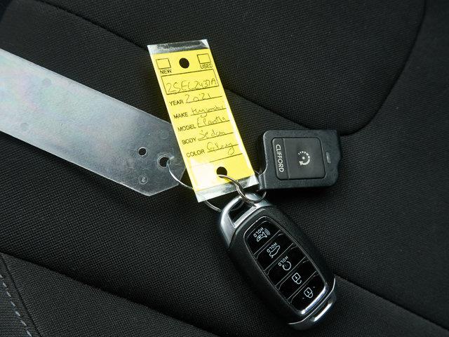 hyundai Elantra 2021 - 24