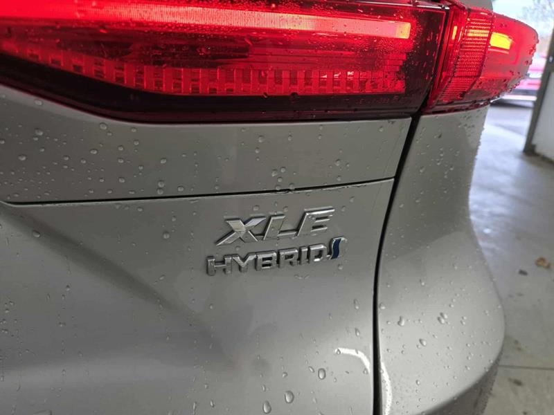 toyota Venza 2022 - 8