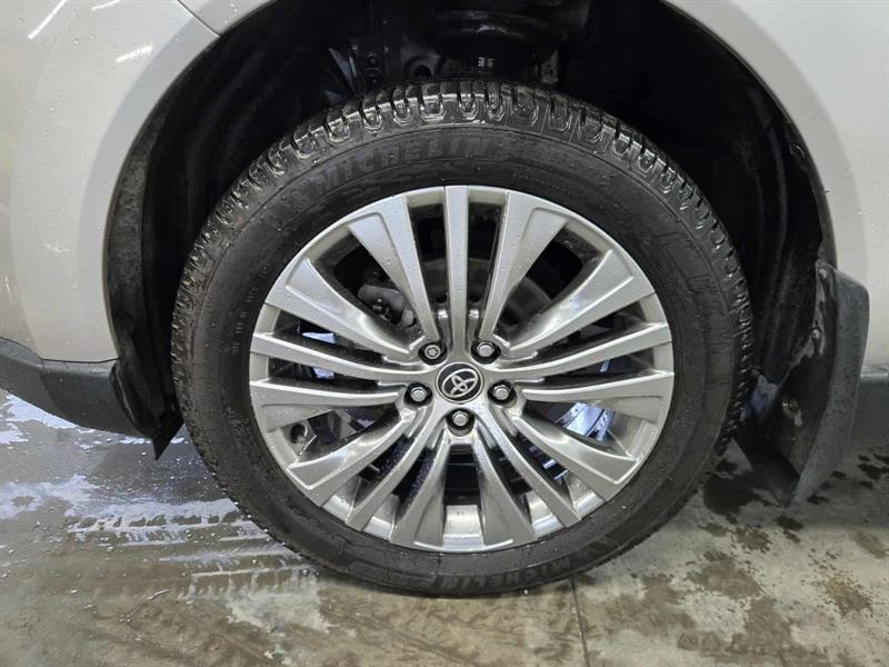 toyota Venza 2022 - 10