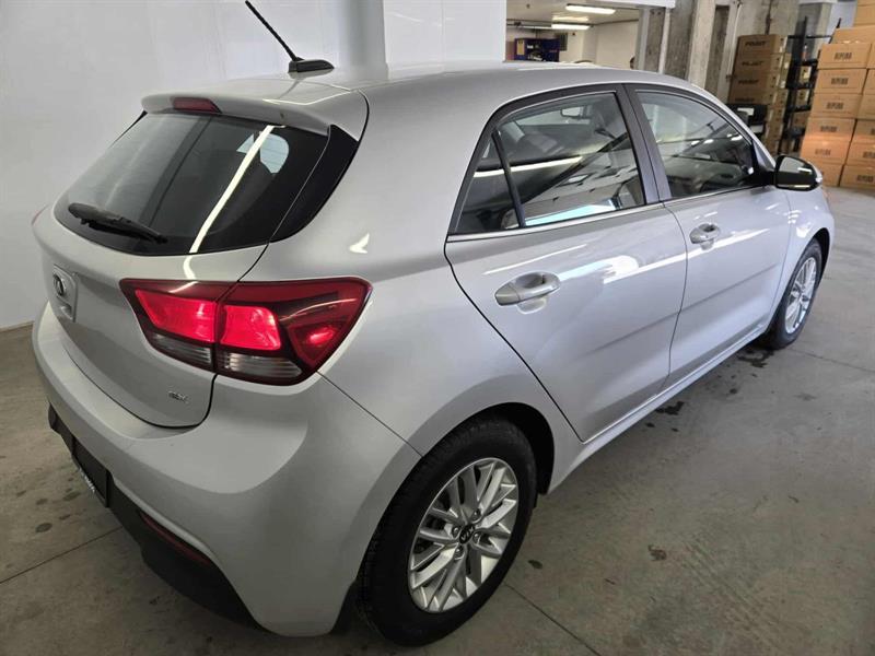 kia Rio 2018 - 8