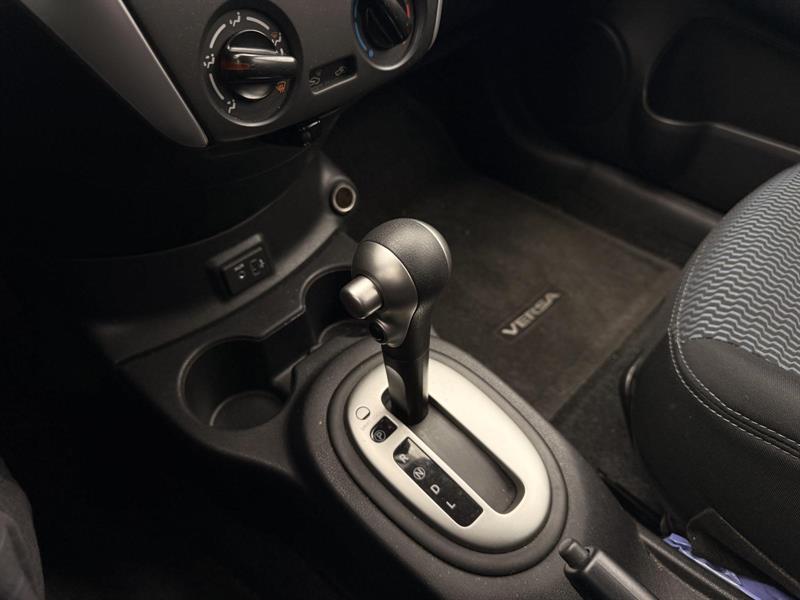 nissan Versa Note 2019 - 19