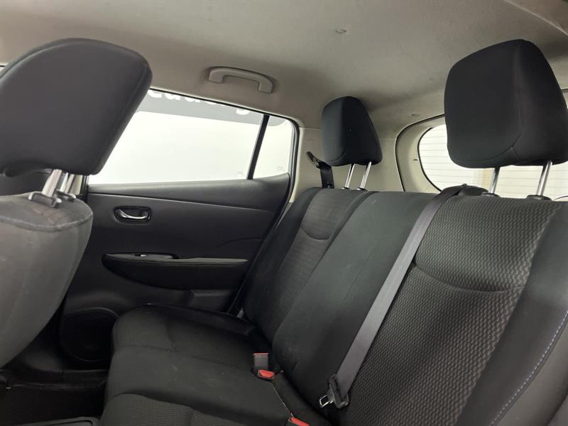 nissan LEAF 2015 - 9