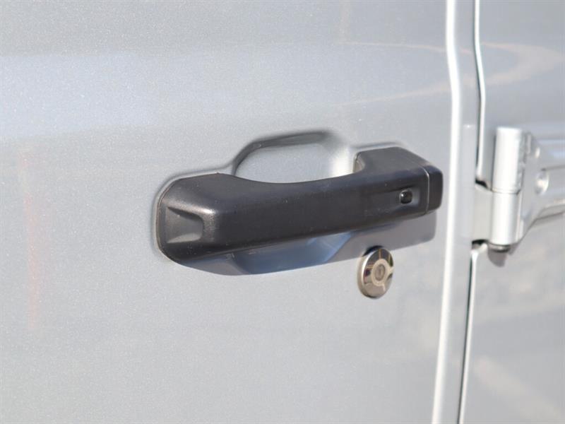 jeep Wrangler 2023 - 14