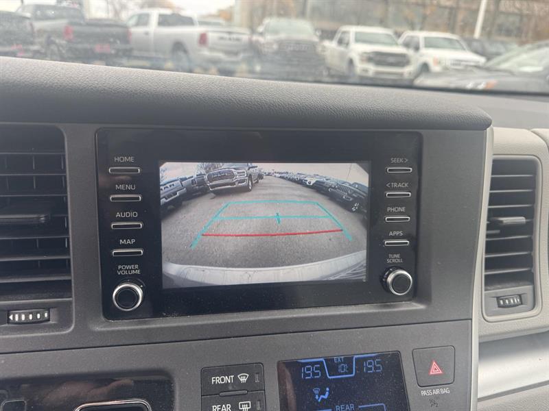 toyota Sienna 2020 - 11