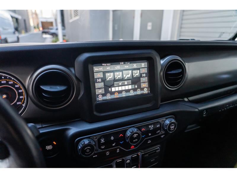 jeep Wrangler 2023 - 11