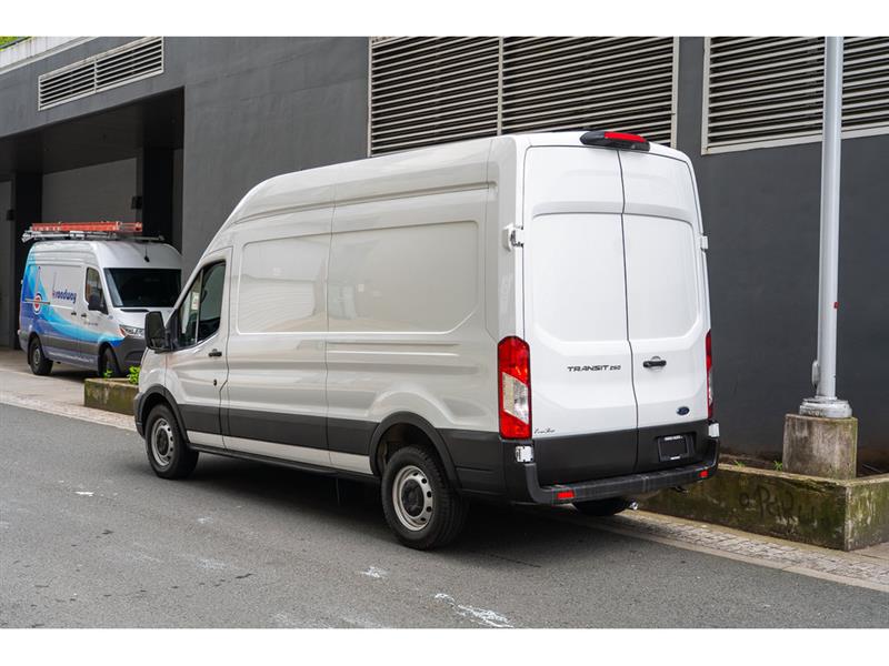 Ford Transit 7