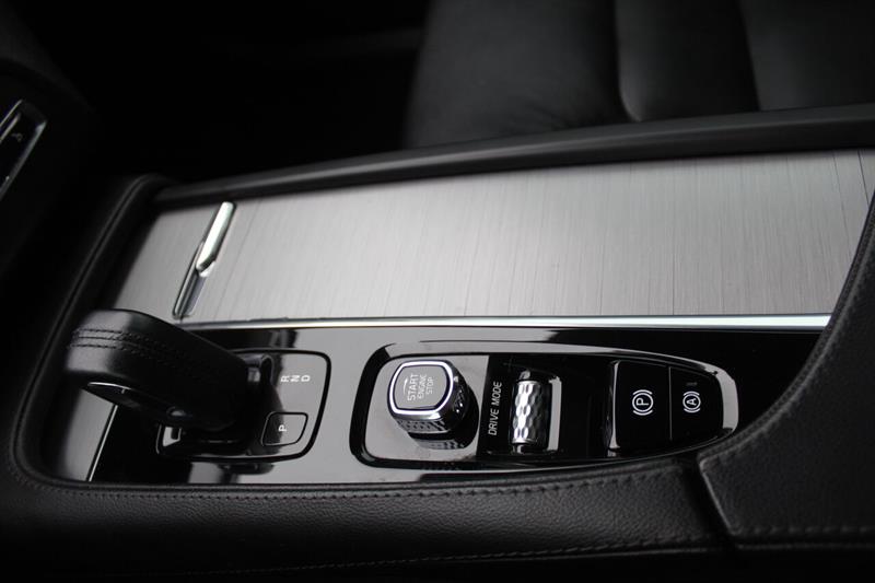 volvo XC90 2021 - 16