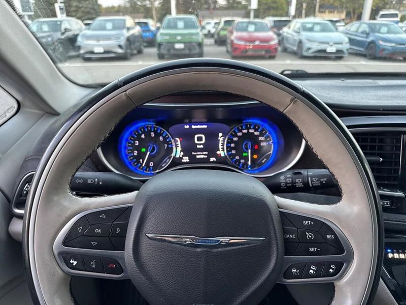 chrysler Pacifica 2017 - 10